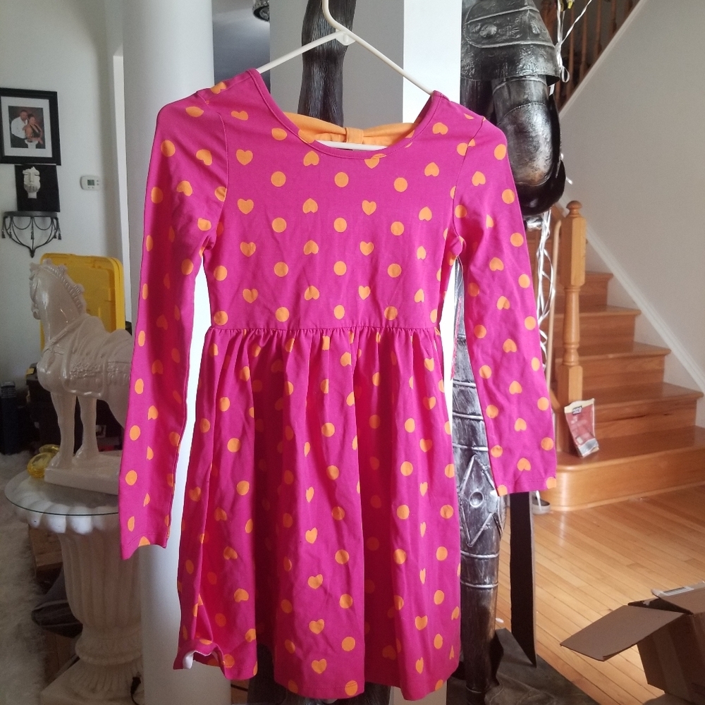 Girls Pink dress w/orange hearts